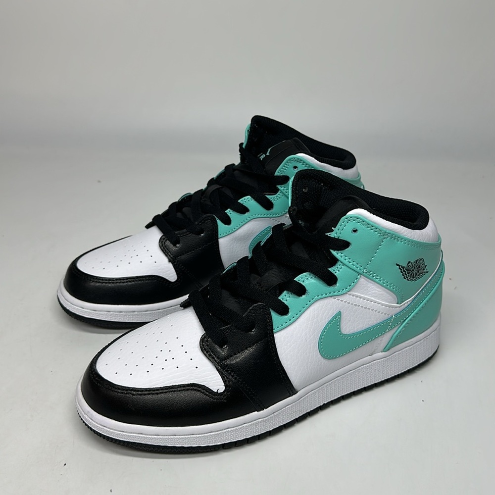 USED Youth Nike Air Jordan 1 Mid Tropical Twist Black Shoes 554725-132 (GS) - Picture 6 of 8